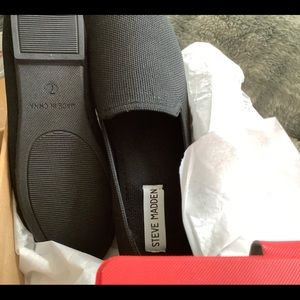 NIB Steve Madden Women’s Sabin Knit Flat